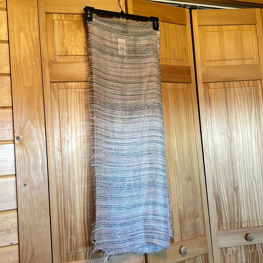 Mesh scarf/shawl